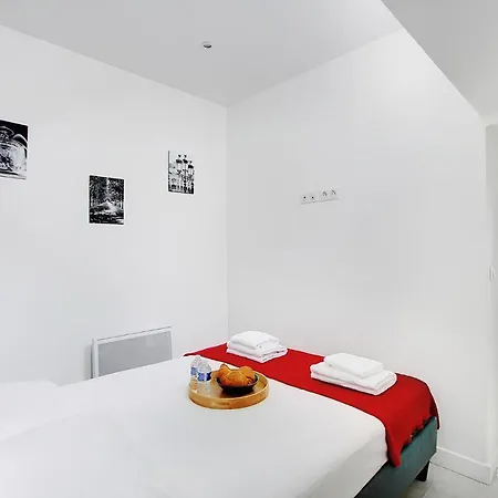Cmg Sauffroy Apartment